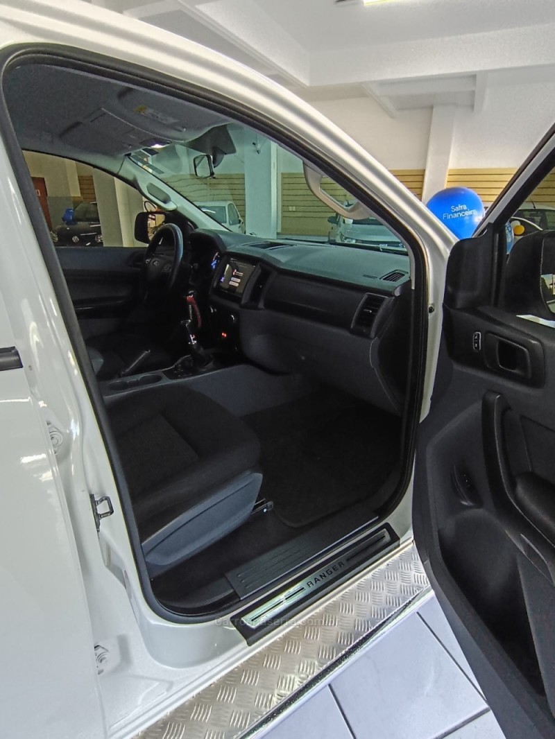 RANGER 2.2 XL 4X4 CS 16V DIESEL 2P MANUAL - 2019 - NOVA PETRóPOLIS