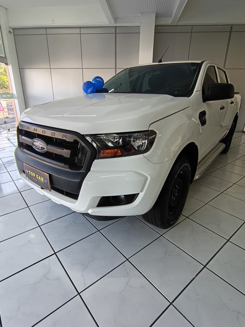 RANGER 2.2 XL 4X4 CS 16V DIESEL 2P MANUAL - 2019 - NOVA PETRóPOLIS