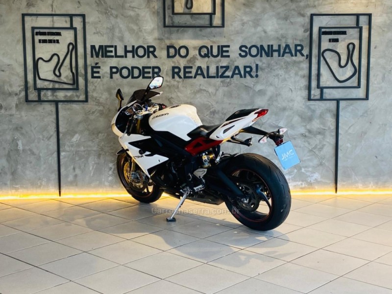 DAYTONA 675R ABS - 2014 - CAXIAS DO SUL