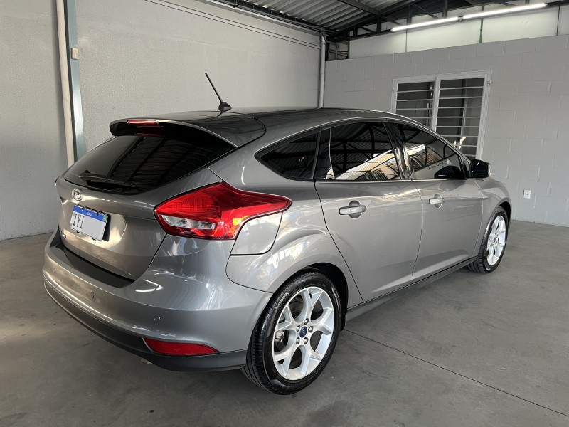 FOCUS 1.6 SE 16V FLEX 4P MANUAL - 2018 - CAXIAS DO SUL