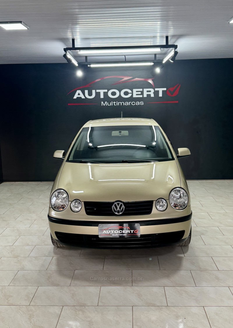 POLO 1.6 MI 8V GASOLINA 4P MANUAL - 2005 - ENCANTADO