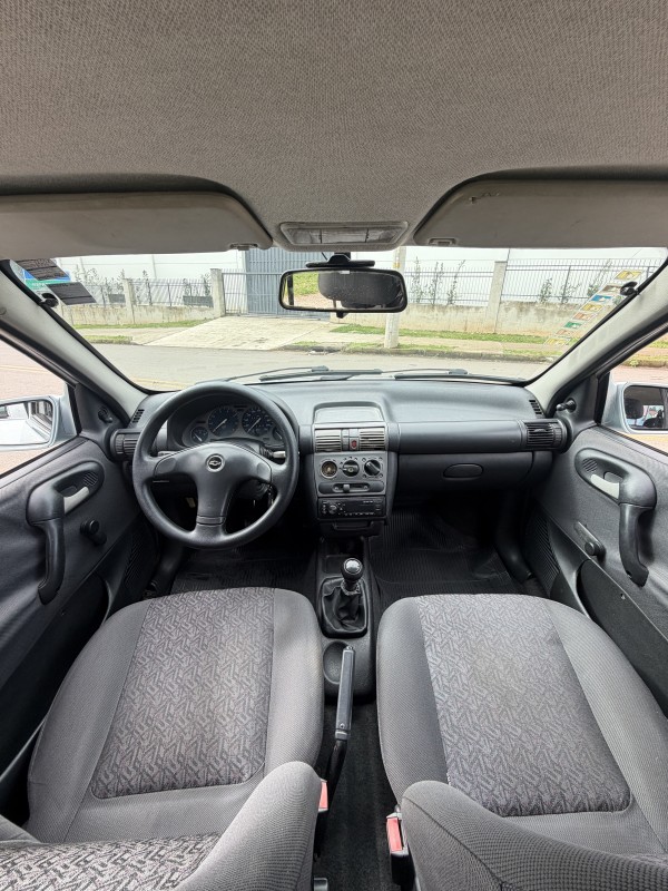 CORSA 1.0 MPFI SUPER 8V GASOLINA 4P MANUAL - 2001 - CAXIAS DO SUL