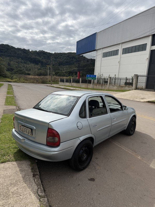 CORSA 1.0 MPFI SUPER 8V GASOLINA 4P MANUAL - 2001 - CAXIAS DO SUL