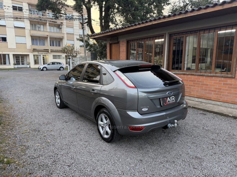 FOCUS 1.6 GLX 16V FLEX 4P MANUAL - 2012 - GARIBALDI