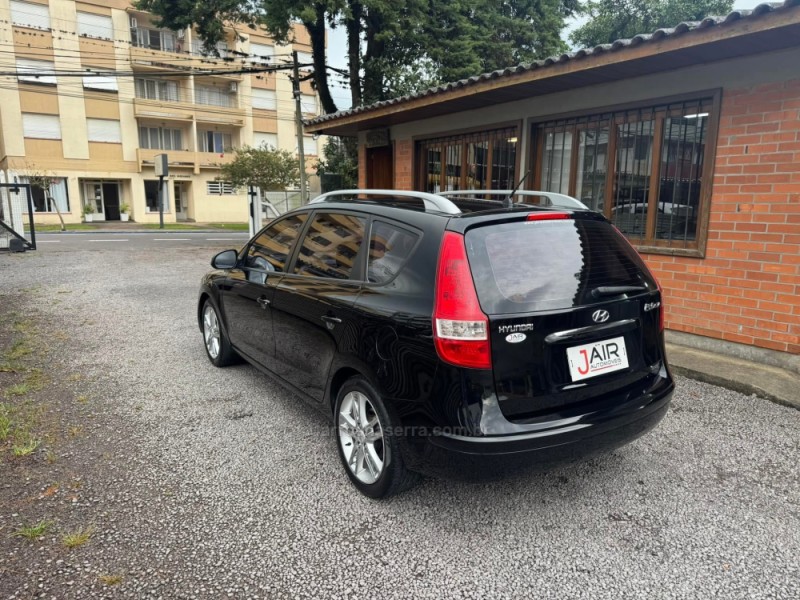 I30 CW 2.0 MPFI 16V GASOLINA 4P MANUAL - 2011 - GARIBALDI
