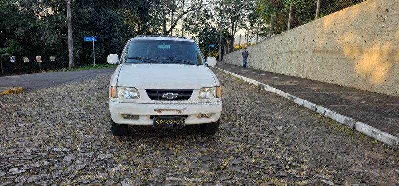 BLAZER 4.3 SFI DLX 4X2 V6 12V GASOLINA 4P MANUAL - 1998 - IVOTI