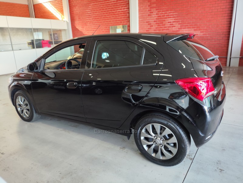 JOY 1.0 PLUS BLACK 8V FLEX 4P MANUAL - 2021 - TAQUARA