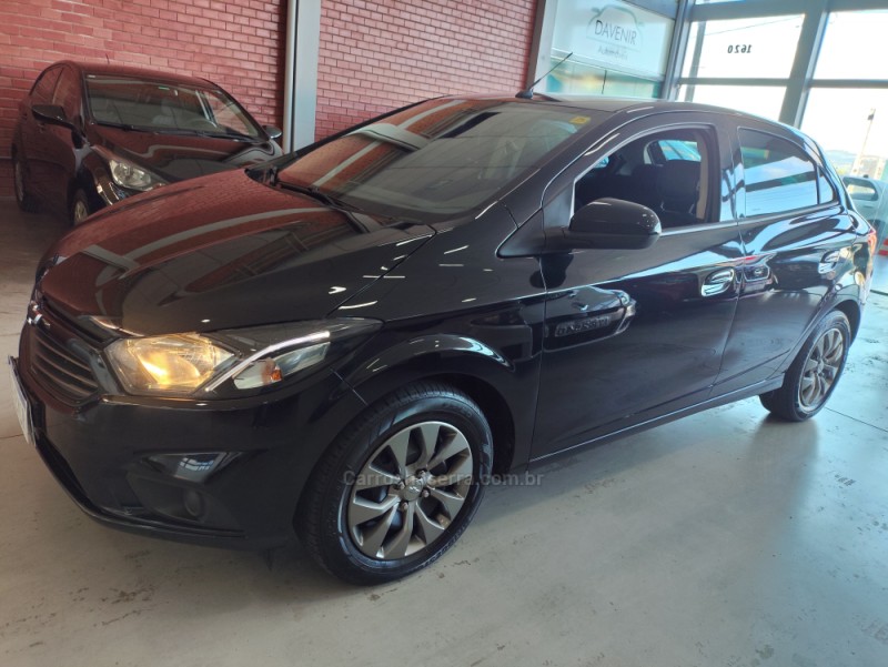 JOY 1.0 PLUS BLACK 8V FLEX 4P MANUAL - 2021 - TAQUARA