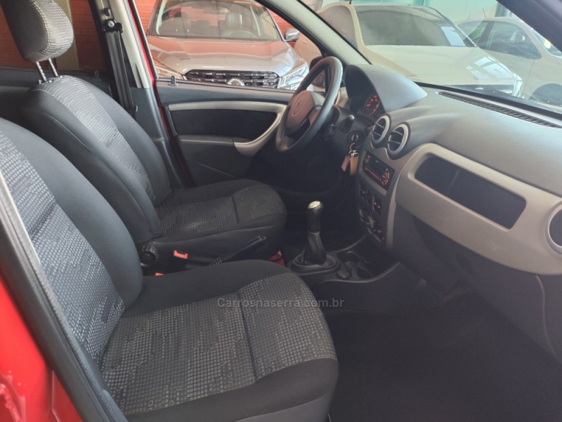 SANDERO 1.6 EXPRESSION 16V FLEX 4P MANUAL - 2011 - TAQUARA