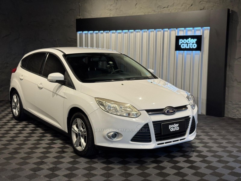 FOCUS 1.6 S 16V FLEX 4P MANUAL