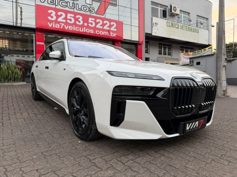 i7 xdrive60 m sport 101.7kw eletrico 4p automatico 2024 novo hamburgo
