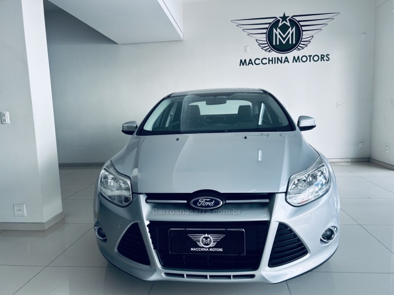 FOCUS 2.0 SE SEDAN 16V FLEX 4P AUTOMÁTICO - 2014 - CAXIAS DO SUL