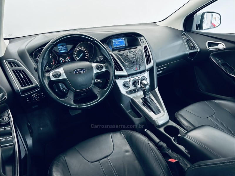 FOCUS 2.0 SE SEDAN 16V FLEX 4P AUTOMÁTICO - 2014 - CAXIAS DO SUL