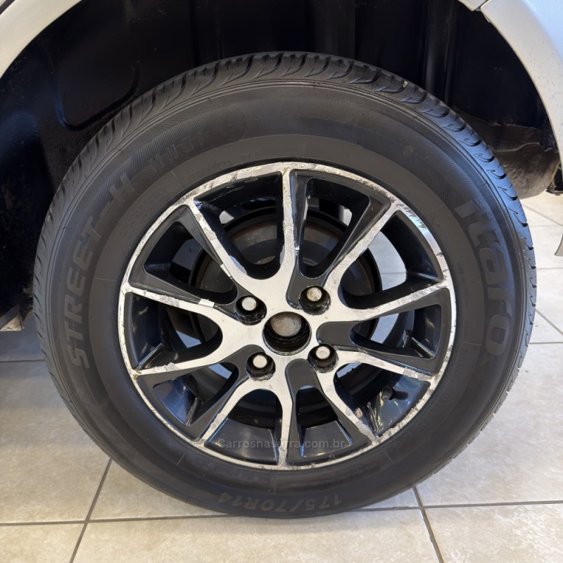 FIESTA 1.0 MPI 8V GASOLINA 4P MANUAL - 2007 - FARROUPILHA