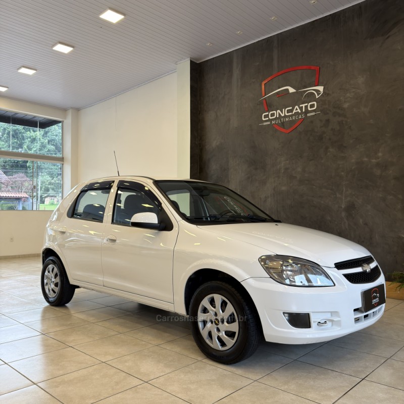 CELTA 1.0 MPFI LT 8V FLEX 4P MANUAL - 2013 - FARROUPILHA
