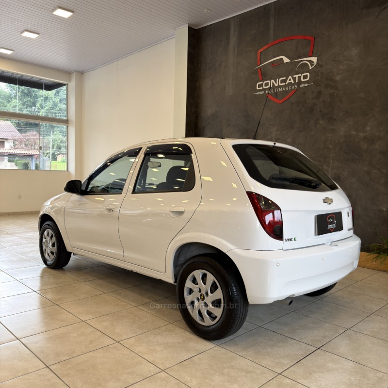 CELTA 1.0 MPFI LT 8V FLEX 4P MANUAL - 2013 - FARROUPILHA