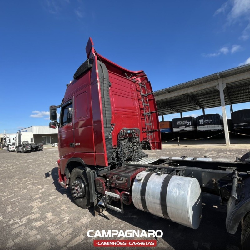 FH 440 6X2 - 2010 - VACARIA