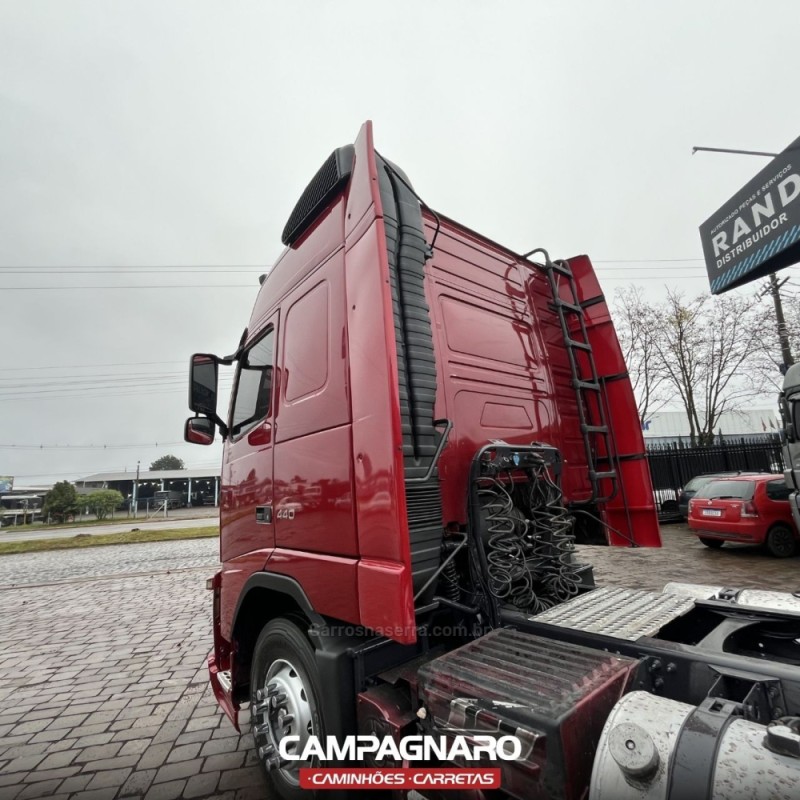 FH 440 6X2 - 2010 - VACARIA