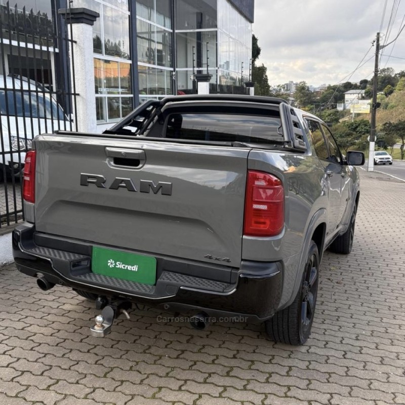 RAMPAGE 2.0 HURRICANE R/T 4 4X4 TURBO GASOLINA 4P AUTOMÁTICO - 2024 - CAXIAS DO SUL