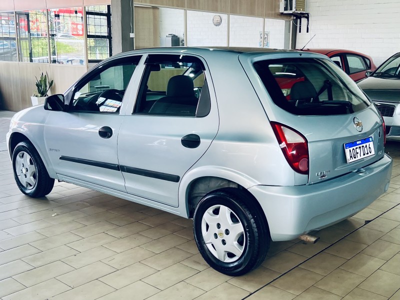 CELTA 1.0 MPFI SPIRIT 8V FLEX 4P MANUAL - 2009 - CAXIAS DO SUL