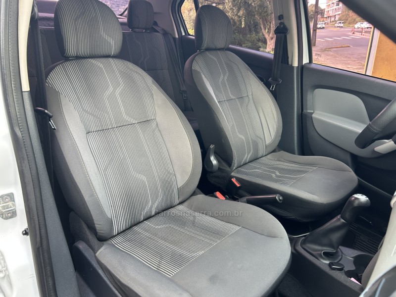 LOGAN 1.6 EXPRESSION 16V FLEX 4P MANUAL - 2014 - CAXIAS DO SUL