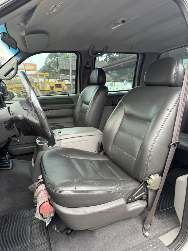 F-250 3.9 XLT MAX POWER 4X4 CD DIESEL 4P MANUAL - 2009 - FARROUPILHA