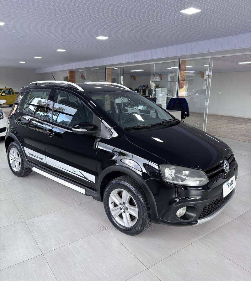 CROSSFOX 1.6 MI FLEX 8V 4P MANUAL - 2011 - VILA FLORES