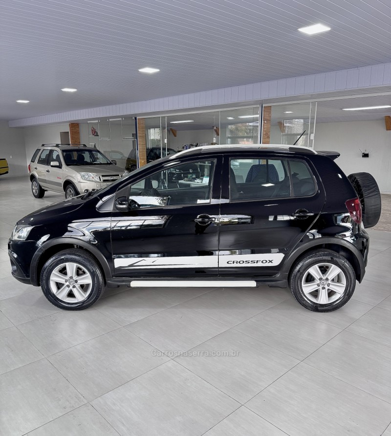 CROSSFOX 1.6 MI FLEX 8V 4P MANUAL - 2011 - VILA FLORES