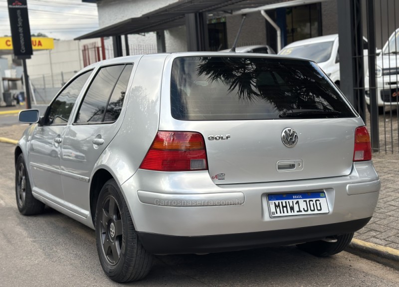 GOLF 1.6 MI GENERATION 8V GASOLINA 4P MANUAL - 2006 - PAROBé