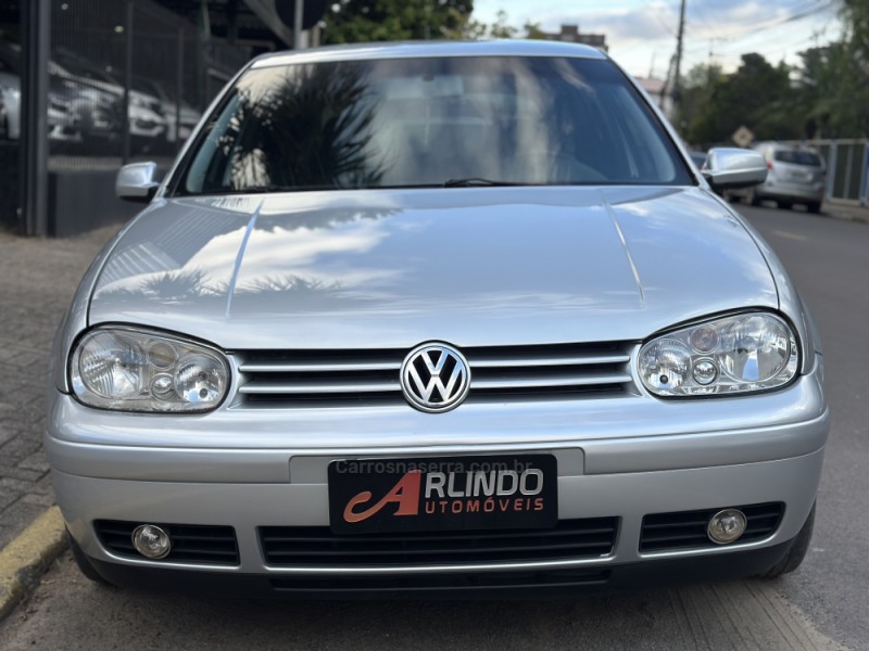 GOLF 1.6 MI GENERATION 8V GASOLINA 4P MANUAL - 2006 - PAROBé