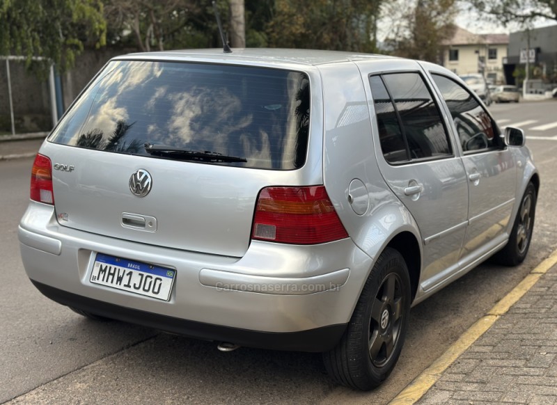 GOLF 1.6 MI GENERATION 8V GASOLINA 4P MANUAL - 2006 - PAROBé