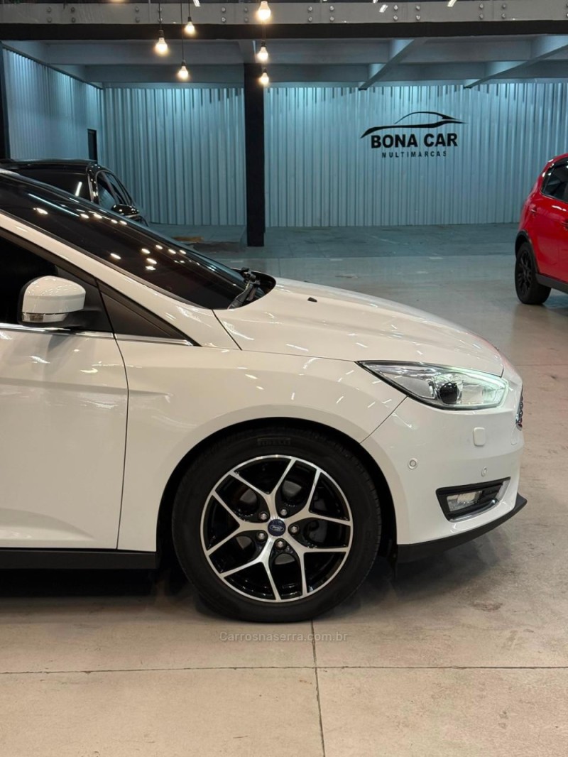 FOCUS 2.0 TITANIUM PLUS HATCH 16V FLEX 4P AUTO - 2016 - CAXIAS DO SUL