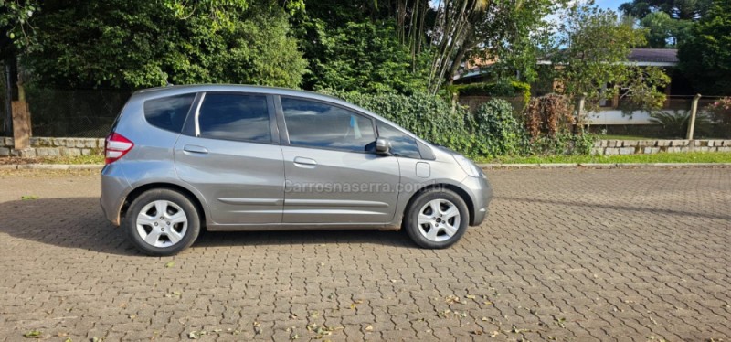 FIT 1.4 LX 16V FLEX 4P MANUAL - 2011 - IVOTI