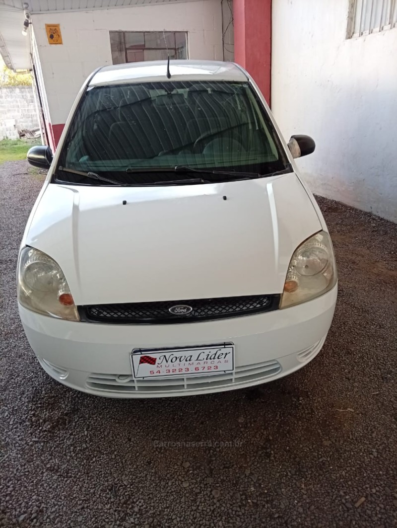 FIESTA 1.0 MPI 8V GASOLINA 4P MANUAL - 2003 - CAXIAS DO SUL