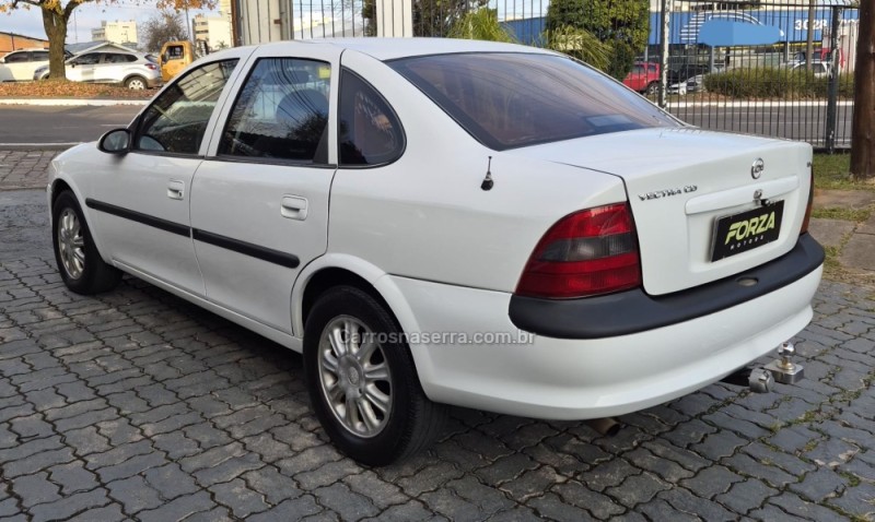 VECTRA 2.2 MPFI CD 16V GASOLINA 4P MANUAL - 1998 - CAXIAS DO SUL