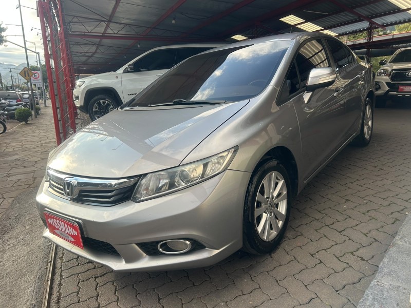 CIVIC 2.0 LXR 16V FLEX 4P AUTOMÁTICO - 2014 - TRêS COROAS