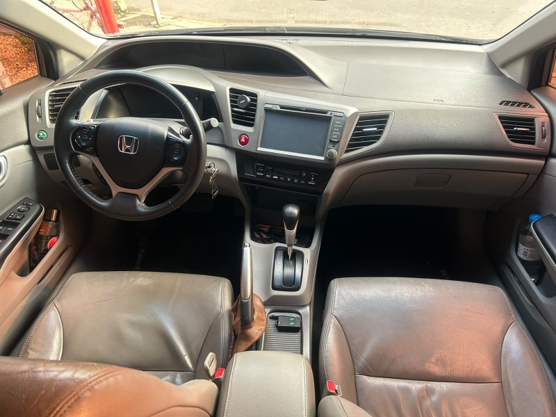 CIVIC 2.0 LXR 16V FLEX 4P AUTOMÁTICO - 2014 - TRêS COROAS
