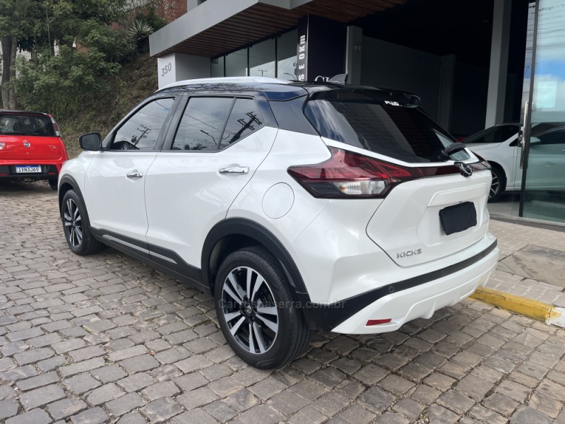 KICKS 1.6 EXCLUSIVE 16V FLEX 4P AUTOMÁTICO - 2022 - VERANóPOLIS