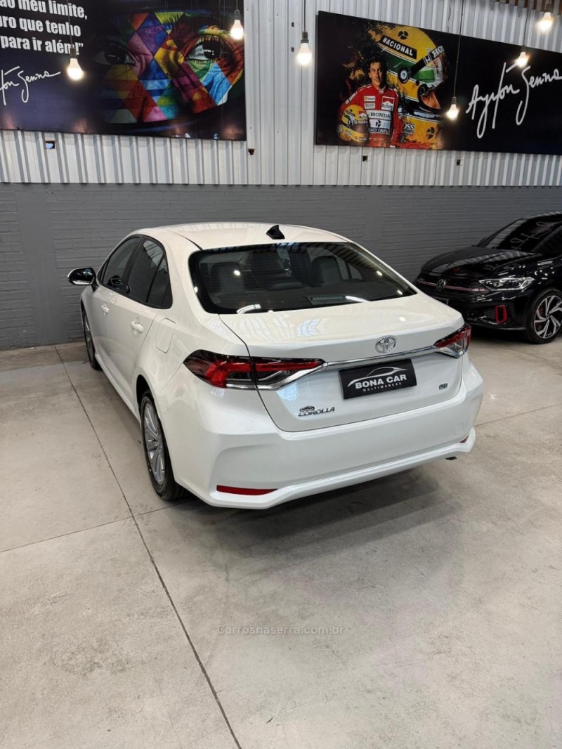 COROLLA 2.0 XEI 16V FLEX 4P AUTOMÁTICO - 2022 - CAXIAS DO SUL