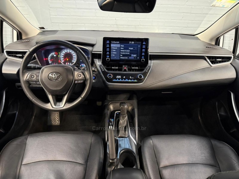 COROLLA 2.0 XEI 16V FLEX 4P AUTOMÁTICO - 2022 - CAXIAS DO SUL