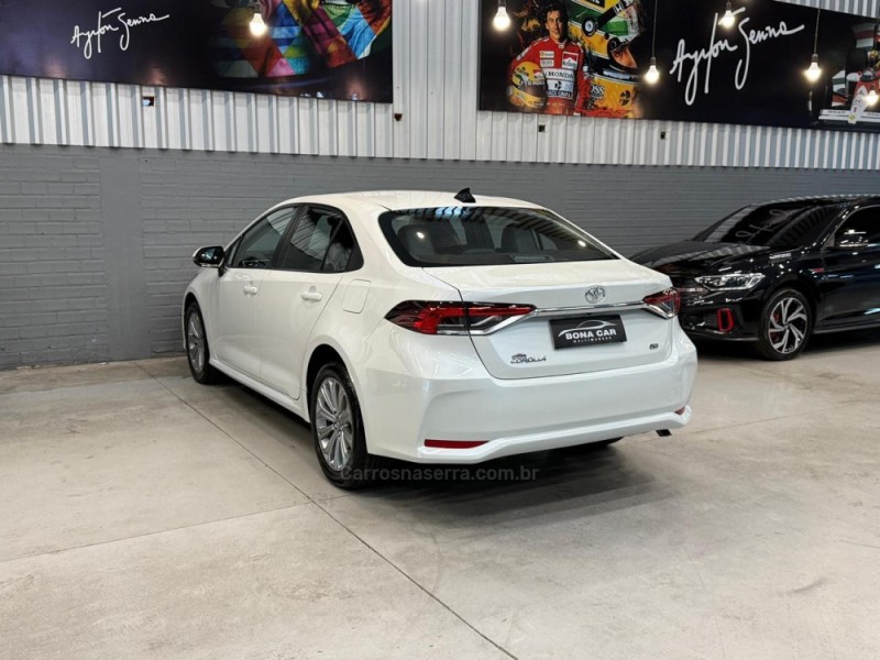 COROLLA 2.0 XEI 16V FLEX 4P AUTOMÁTICO - 2022 - CAXIAS DO SUL
