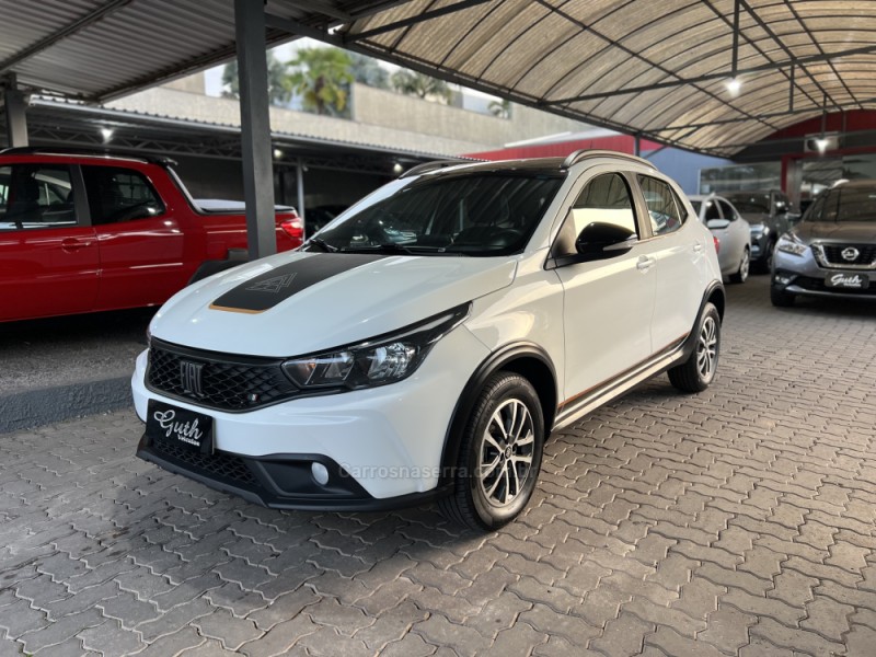 argo 1.3 8v trekking flex 4p manual 2023 bom principio