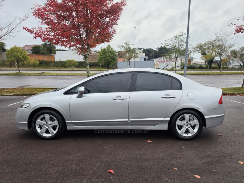 CIVIC 1.8 LXS 16V GASOLINA 4P AUTOMÁTICO - 2010 - BENTO GONçALVES