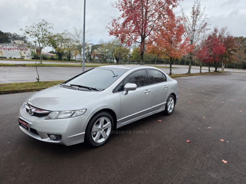 CIVIC 1.8 LXS 16V GASOLINA 4P AUTOMÁTICO - 2010 - BENTO GONçALVES