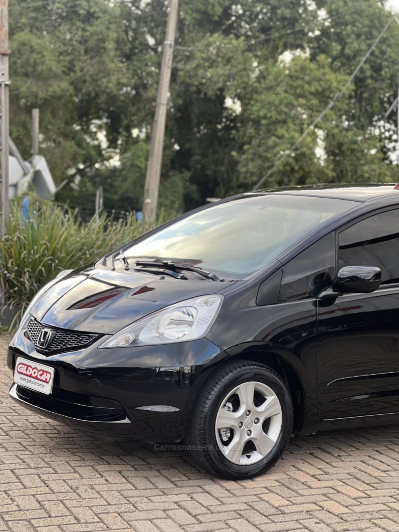 FIT 1.4 LX 16V FLEX 4P MANUAL - 2011 - CAMPO BOM