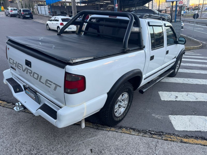 S10 4.3 SFI DLX 4X2 CD V6 12V GASOLINA 4P MANUAL - 1998 - CAXIAS DO SUL