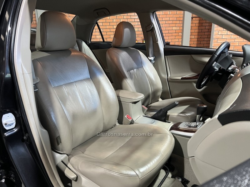 COROLLA 2.0 ALTIS PREMIUM 16V FLEX 4P AUTOMÁTICO - 2012 - BENTO GONçALVES