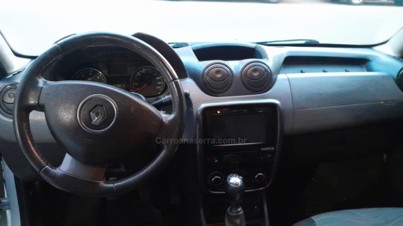 DUSTER 2.0 TECH ROAD 4X2 16V FLEX 4P MANUAL - 2014 - BENTO GONçALVES