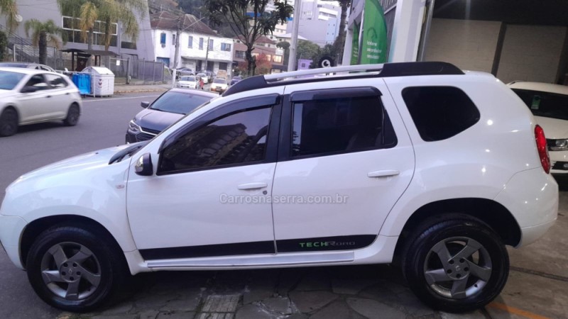 DUSTER 2.0 TECH ROAD 4X2 16V FLEX 4P MANUAL - 2014 - BENTO GONçALVES