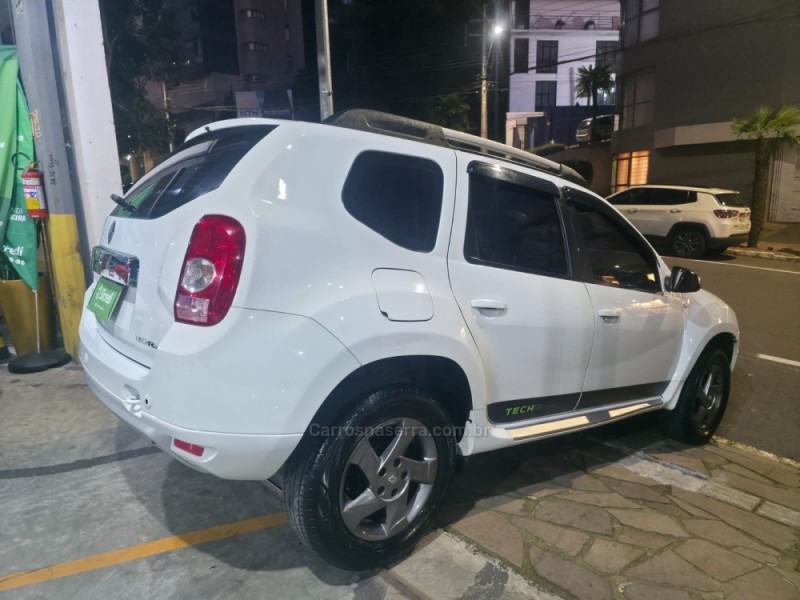 DUSTER 2.0 TECH ROAD 4X2 16V FLEX 4P MANUAL - 2014 - BENTO GONçALVES